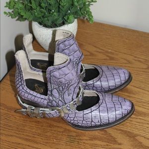 Freebird Blade Booties